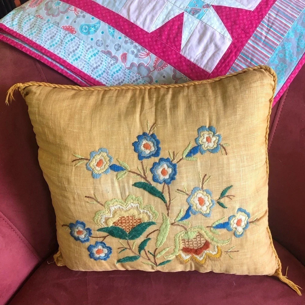 Vintage Handmade Crewel Floral Embroidered Accent Pillow Size 17.5” x 16”
